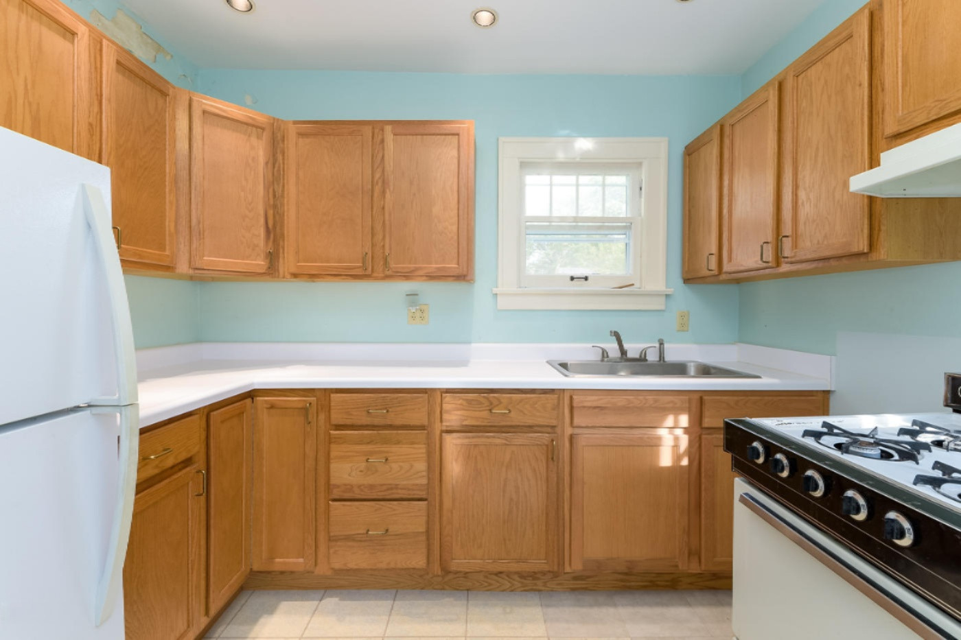 1242 Wayside Road Kalamazoo, MI 49048 - Photo 9 of 23 Wayside_Rd_1242_Kalamazoo_49048-14