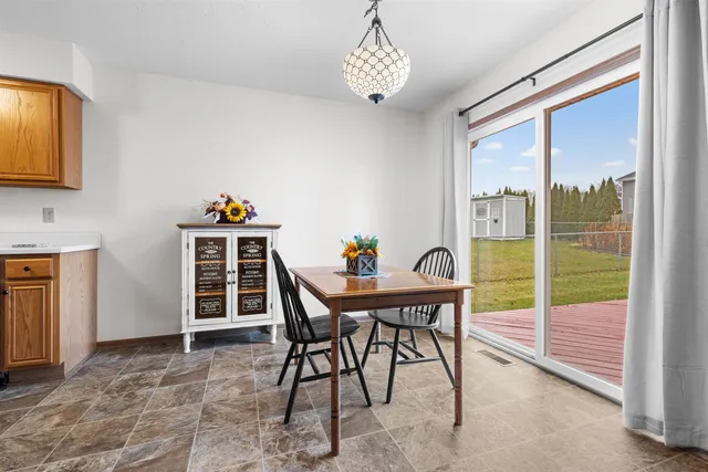 $249,000 | 4414 Sunbury Drive, Rockford, IL 61109