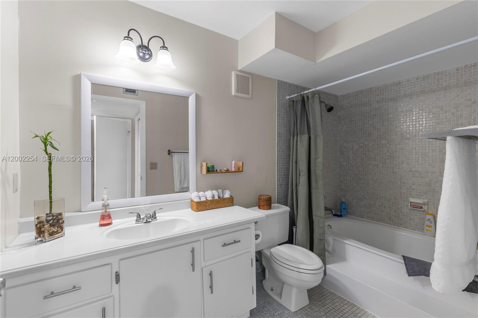 16175 Golf Club Road, Unit 212 Weston, FL 33326 - Photo 23 of 29 Gallery Image 23