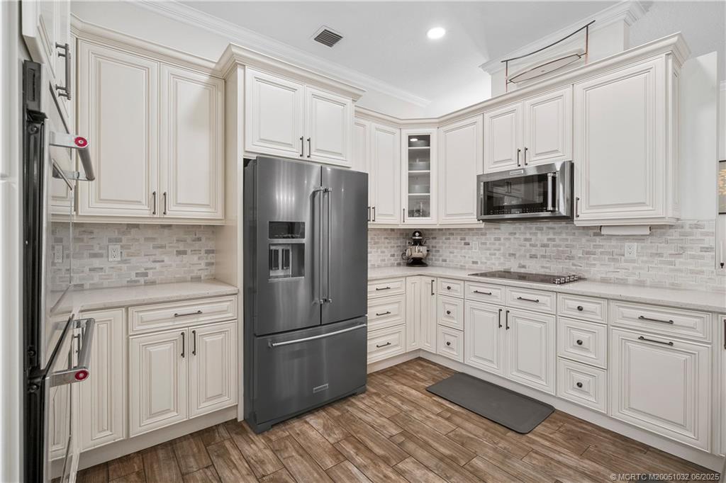 7325 Southeast Seagate Lane Stuart, FL 34997 - Photo 17 of 46