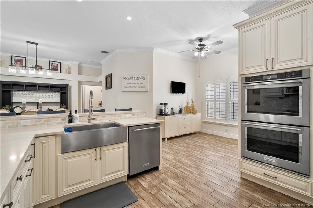 7325 Southeast Seagate Lane Stuart, FL 34997 - Photo 19 of 46