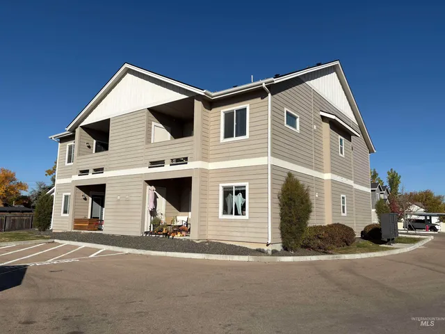 $6,950,000 | 324 Northwest 3rd Street, Meridian, ID 83642