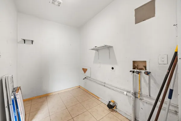 $335,000 | 6443 Lawndale Street, Houston, TX 77023