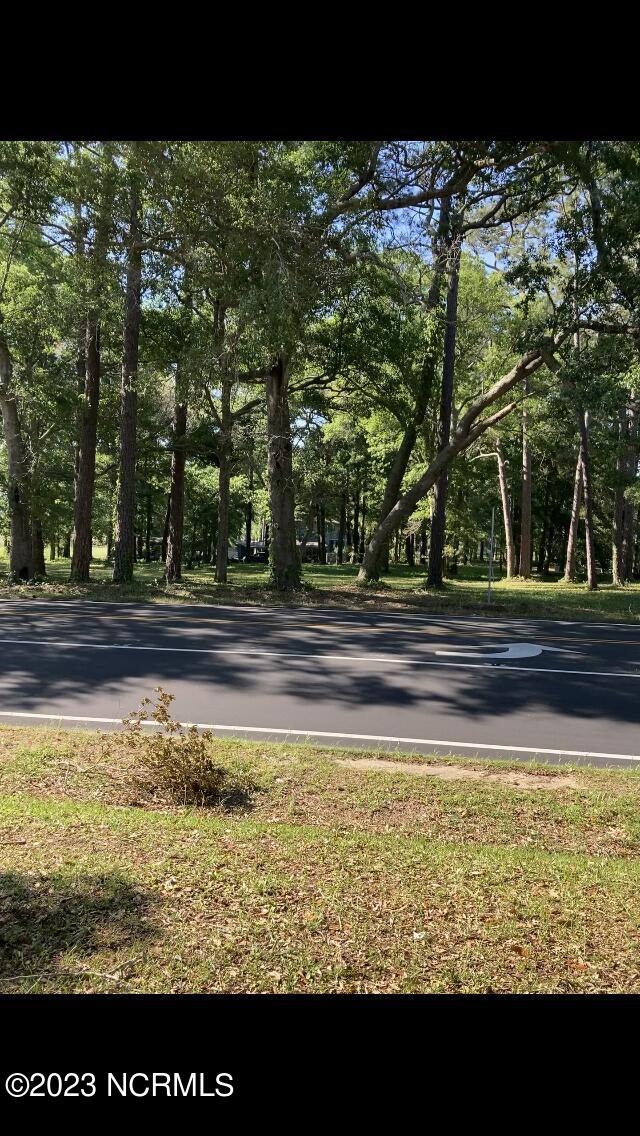 9 Shoreline Dr West
