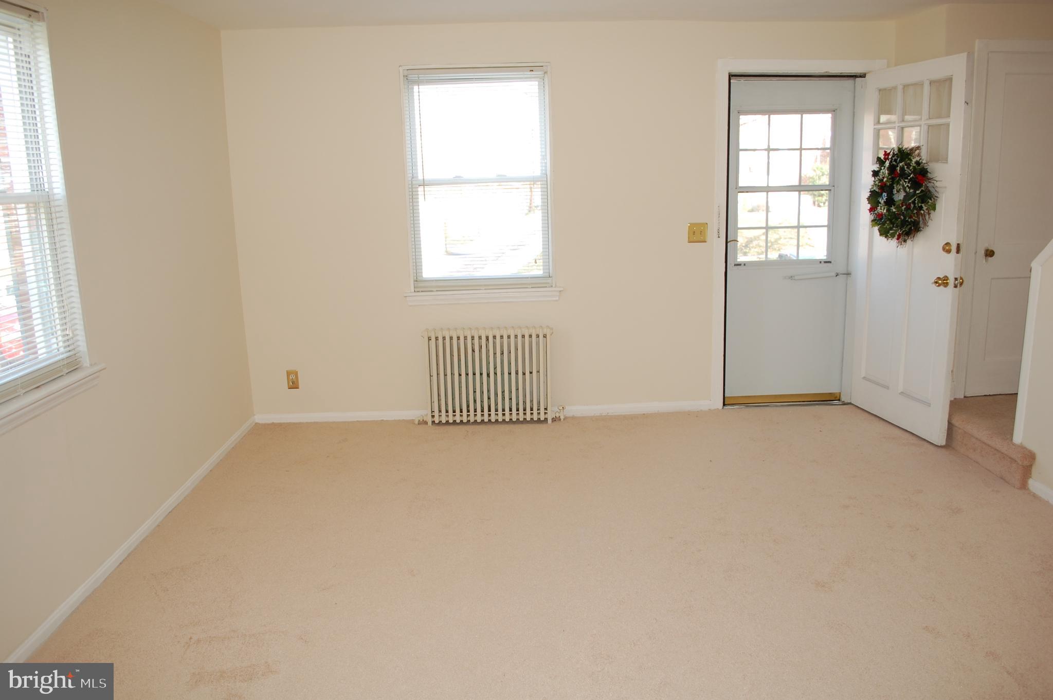 1707 Pin Oak Road Parkville, MD 21234 - Photo 8 of 16