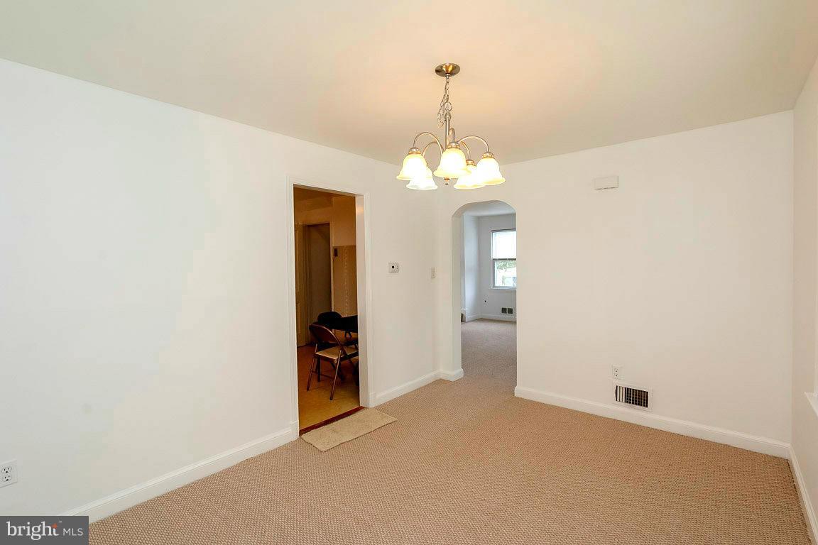 10400 Amherst Avenue Silver Spring, MD 20902 - Photo 6 of 28 Dining Room