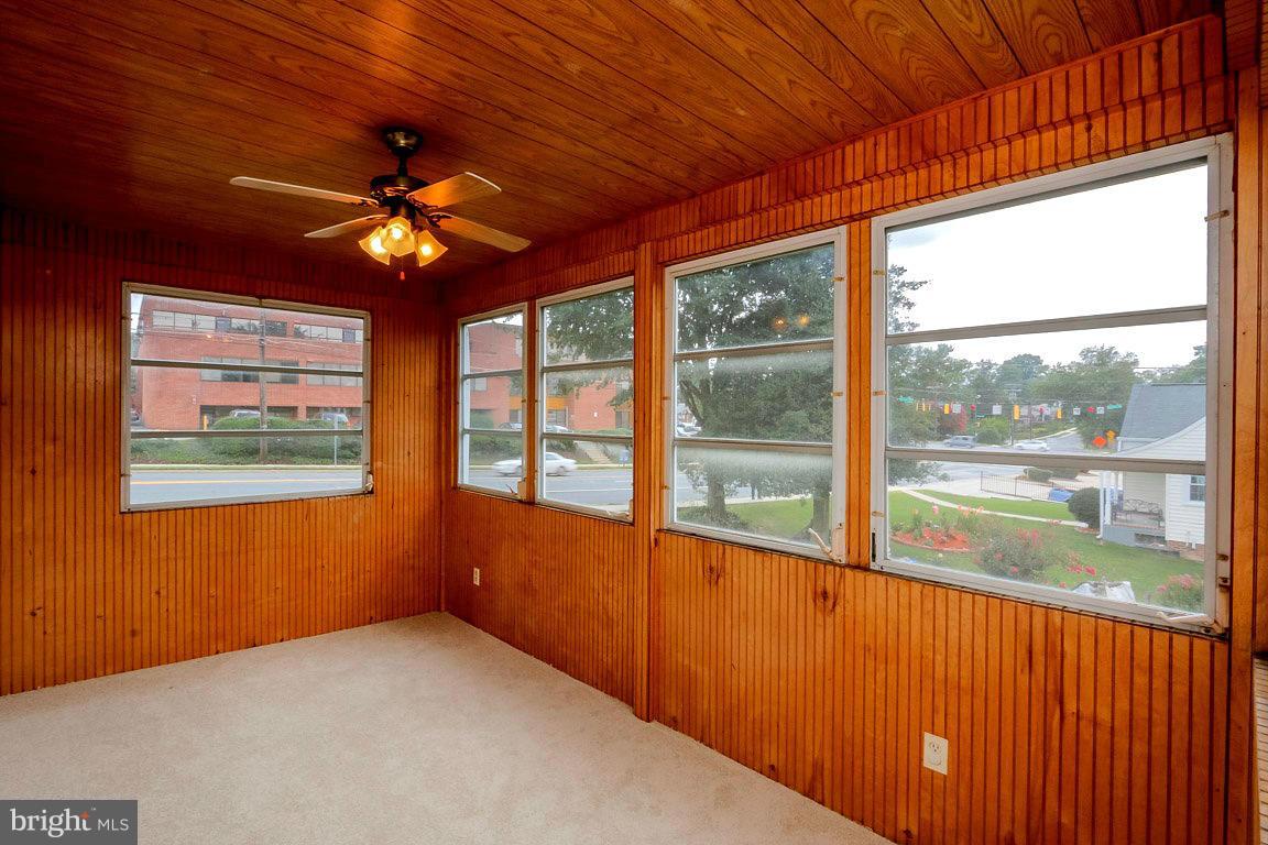 10400 Amherst Avenue Silver Spring, MD 20902 - Photo 9 of 28 Sun room