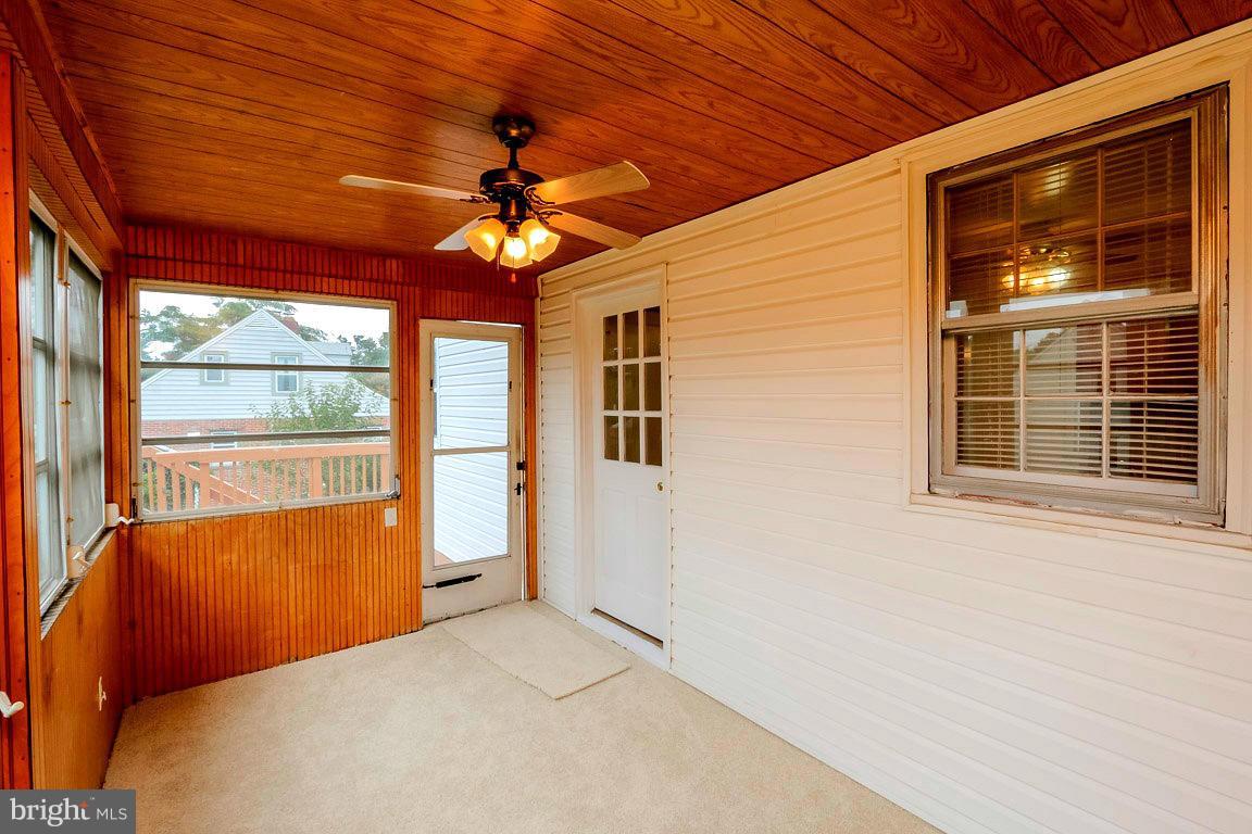 10400 Amherst Avenue Silver Spring, MD 20902 - Photo 10 of 28 Sun room opens to Deck