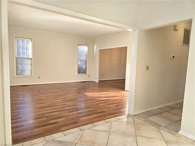 $2,550 | 5104 Grist Mill Court, Greensboro, NC 27455