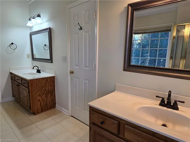 $2,550 | 5104 Grist Mill Court, Greensboro, NC 27455