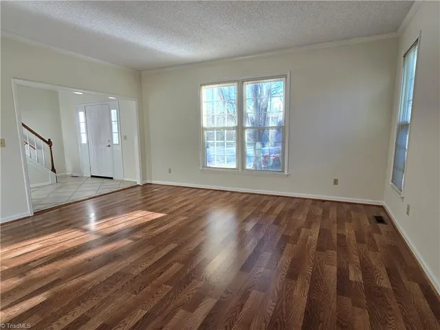 $2,550 | 5104 Grist Mill Court, Greensboro, NC 27455