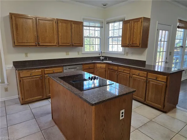 $2,550 | 5104 Grist Mill Court, Greensboro, NC 27455