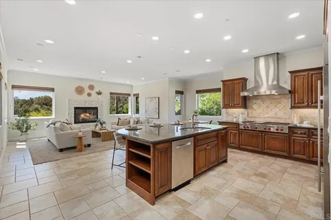 $4,095,000 | 3055 Brookside Lane, Encinitas, CA 92024