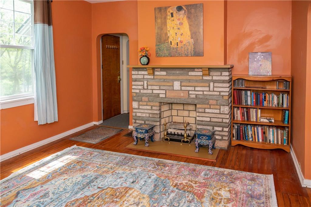 124 Elmore Road Pittsburgh, PA 15221 - Photo 8 of 29 a room with toys and book shelf