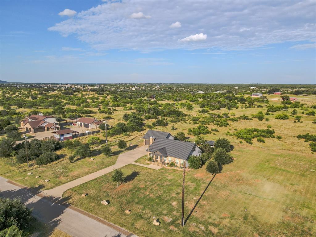4088 Hells Gate Loop Strawn, TX 76475 - Photo 7 of 38