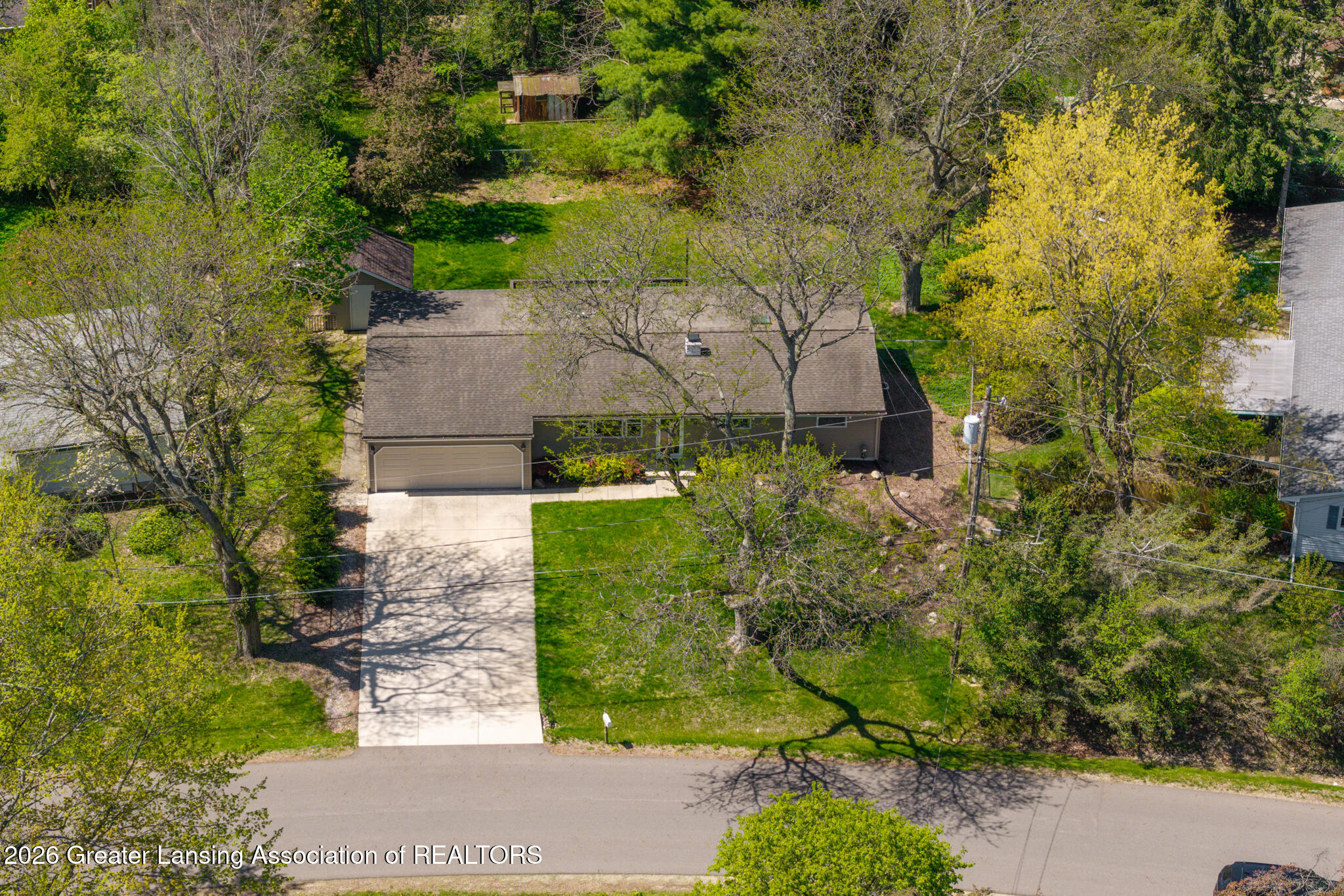 1317 Buckingham Road Haslett, MI 48840 - Photo 39 of 47 1317_Buckingham_TOM-32