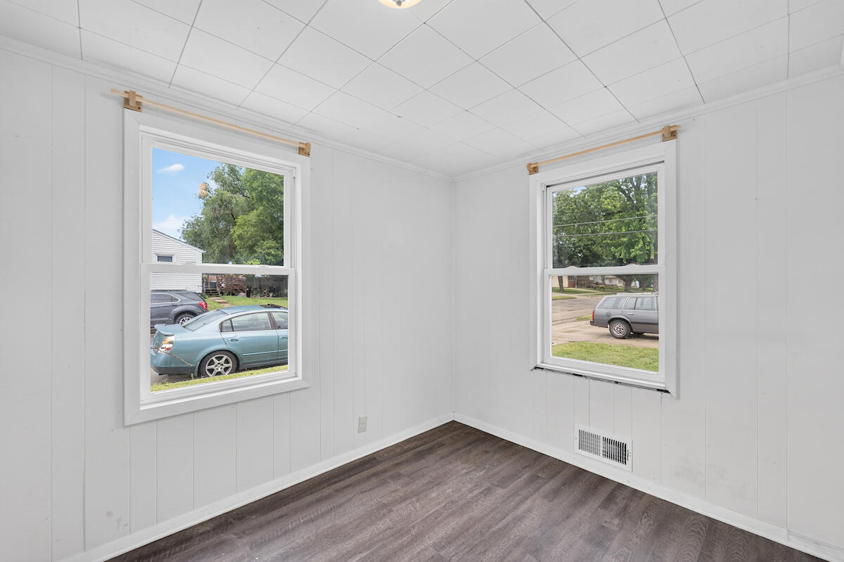 4124 21st Street Racine, WI 53405 - Photo 10 of 18 Bedroom