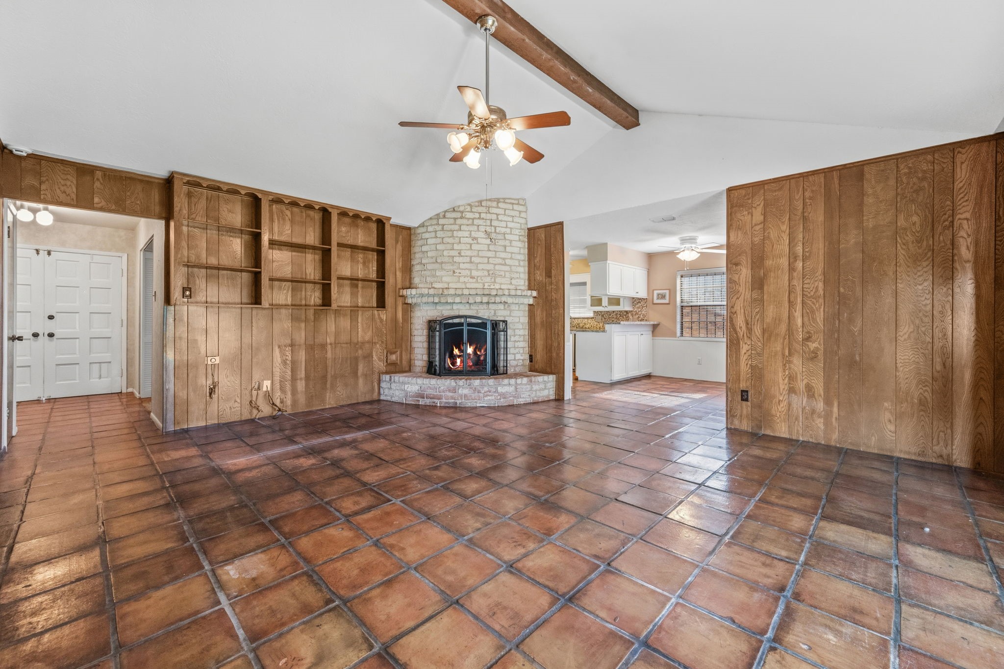 8834 Sandstone Road Houston, TX 77036 - Photo 5 of 31