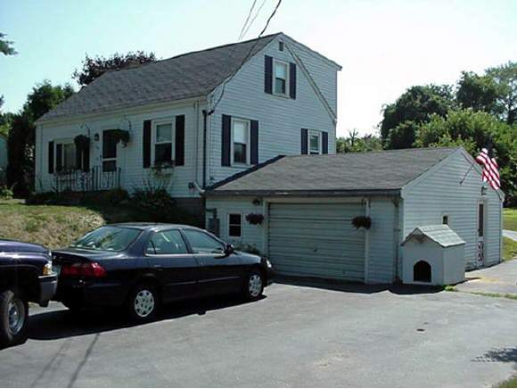 106 Old Post Road Kittery, ME 03904 - Photo 1 of 1