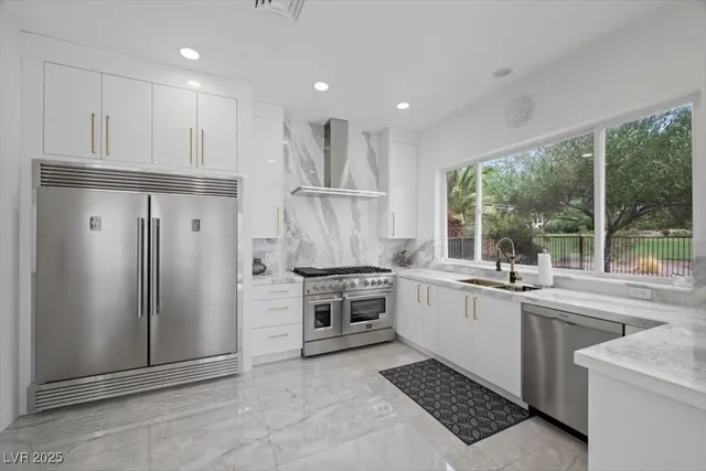 $3,000,000 | 42 Grand Miramar Drive, Henderson, NV 89011