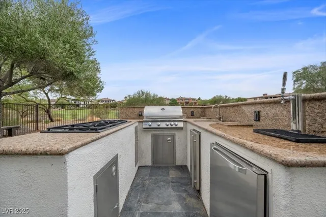 $3,000,000 | 42 Grand Miramar Drive, Henderson, NV 89011