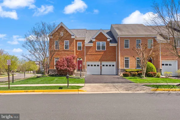 $1,050,000 | 19066 Crimson Clover Terrace, Leesburg, VA 20176