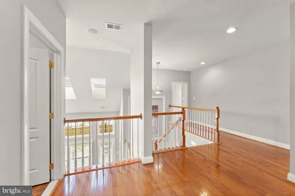 $1,050,000 | 19066 Crimson Clover Terrace, Leesburg, VA 20176