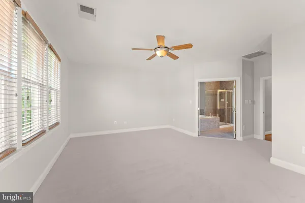 $1,050,000 | 19066 Crimson Clover Terrace, Leesburg, VA 20176