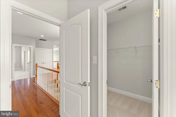 $1,050,000 | 19066 Crimson Clover Terrace, Leesburg, VA 20176