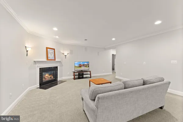 $1,050,000 | 19066 Crimson Clover Terrace, Leesburg, VA 20176