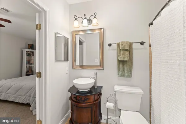 $1,050,000 | 19066 Crimson Clover Terrace, Leesburg, VA 20176