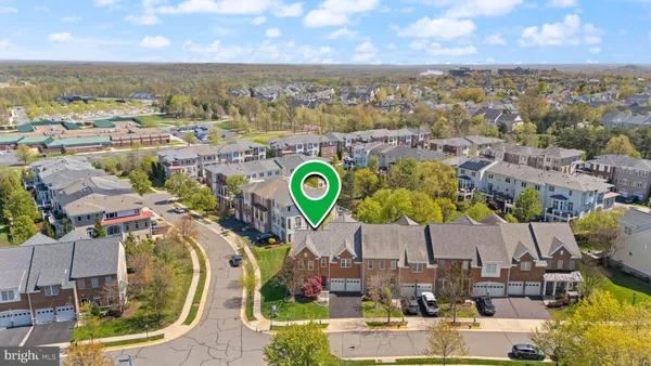 $1,050,000 | 19066 Crimson Clover Terrace, Leesburg, VA 20176