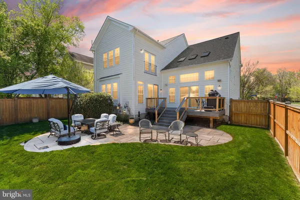 $1,050,000 | 19066 Crimson Clover Terrace, Leesburg, VA 20176