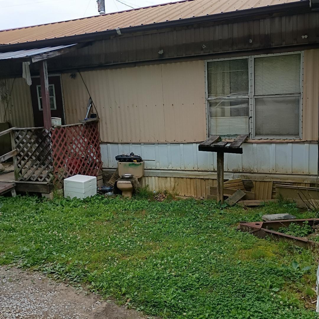 273 South Burke Road Monticello, KY 42633 - Photo 32 of 42 thumbnail 38