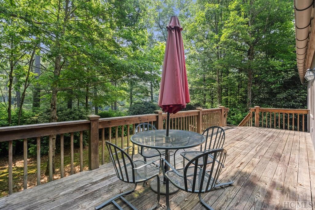 525 Arnold Road Highlands, NC 28741 - Photo 10 of 28 Gallery Image 10