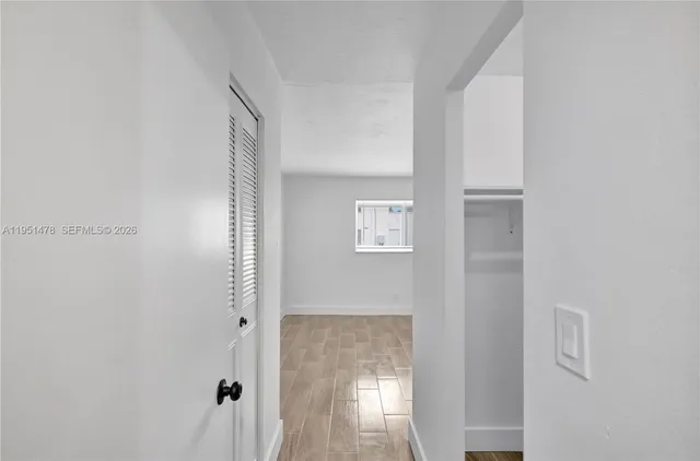 $1,750 | 1939 Jefferson Street, Unit 302, Hollywood, FL 33020