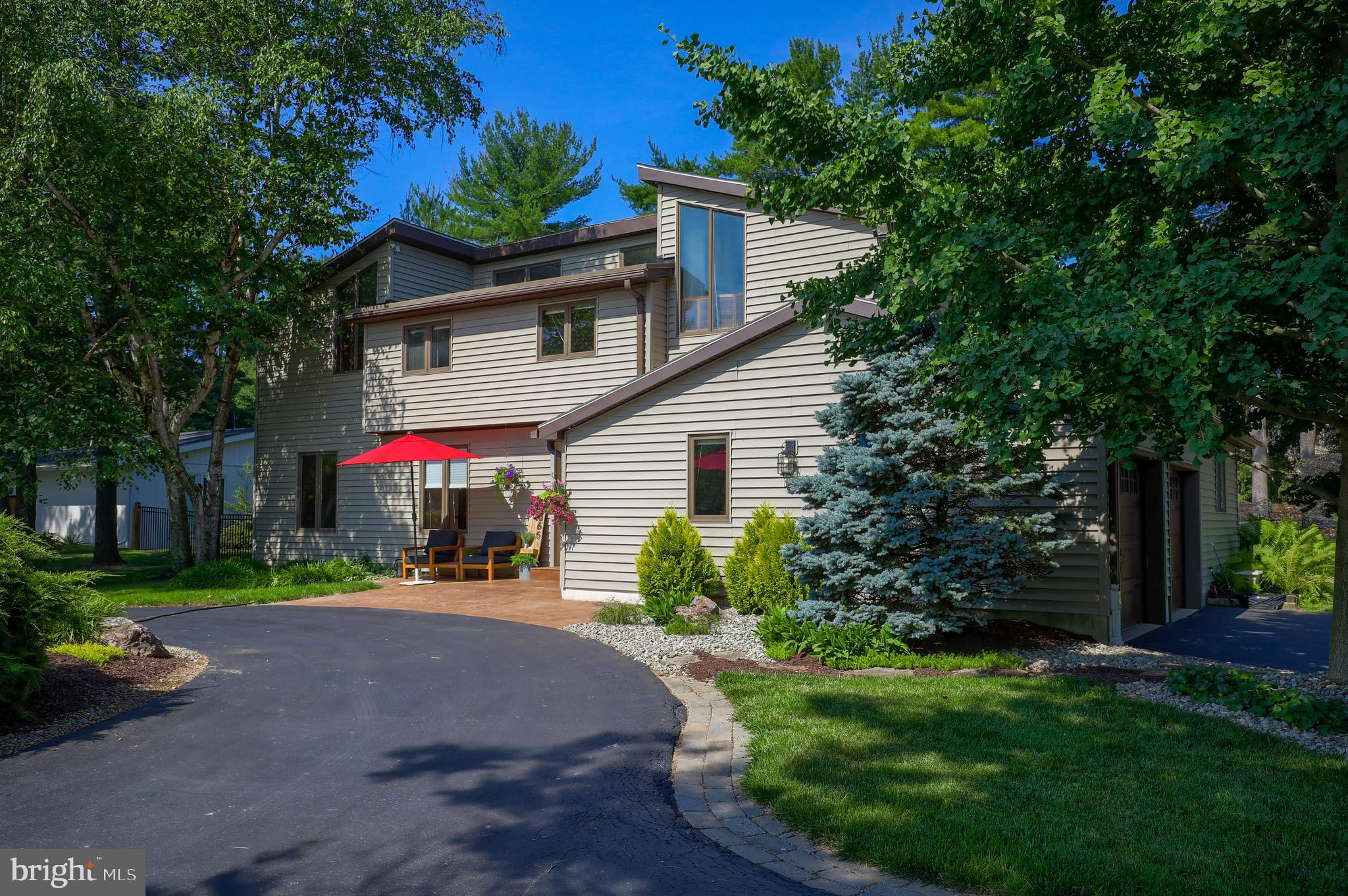 2565 Butter Road Lancaster, PA 17601 - Photo 1 of 100