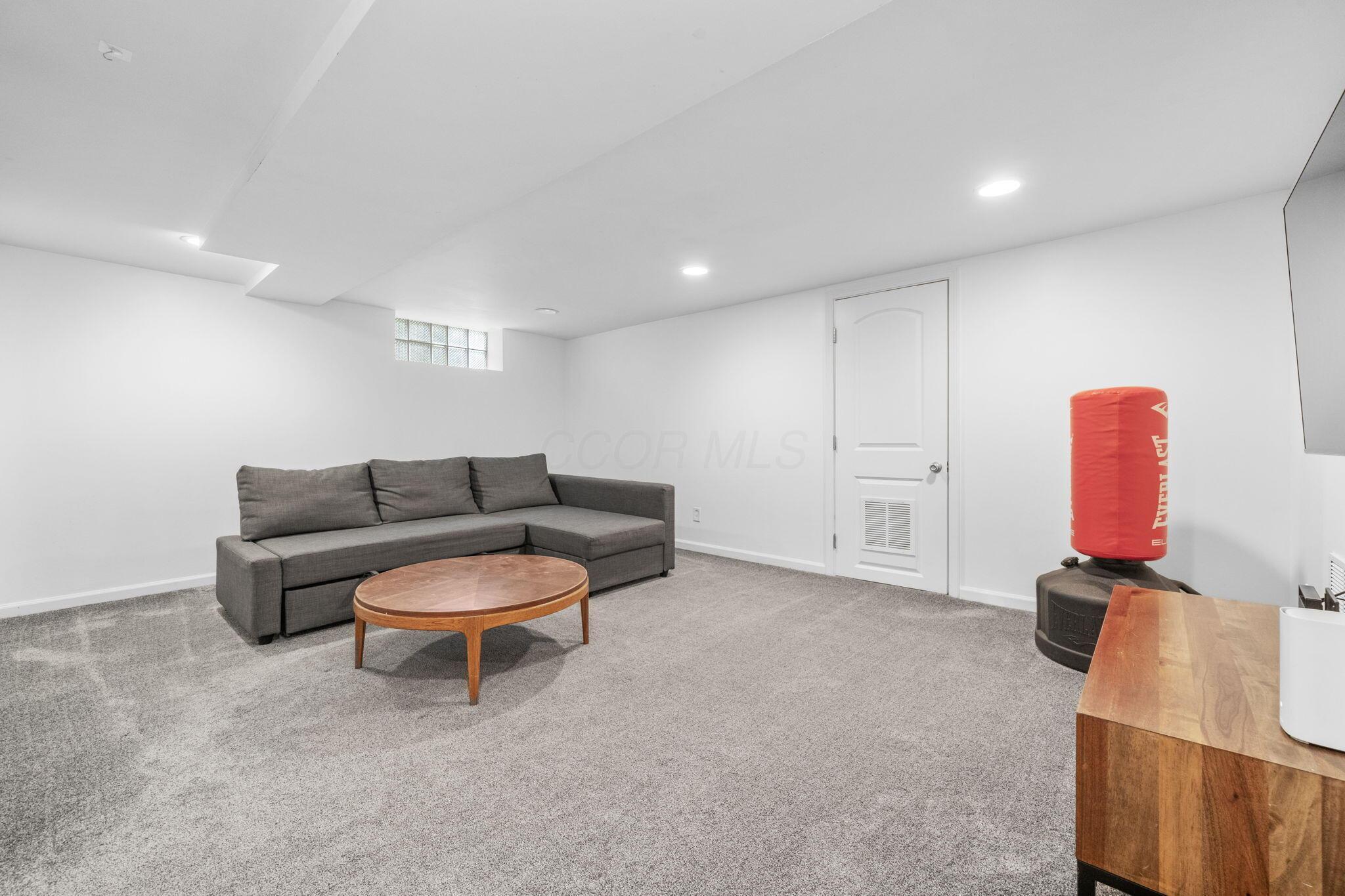 115 North Cassingham Road Columbus, OH 43209 - Photo 52 of 70 FINISHED BASEMENT