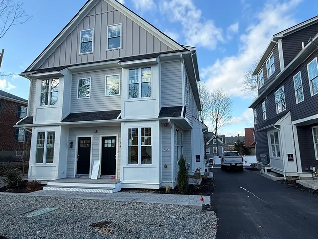 $5,600 | 49 Chase Street, Unit 3, Newton, MA 02459