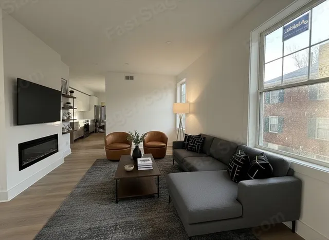 $5,600 | 49 Chase Street, Unit 3, Newton, MA 02459