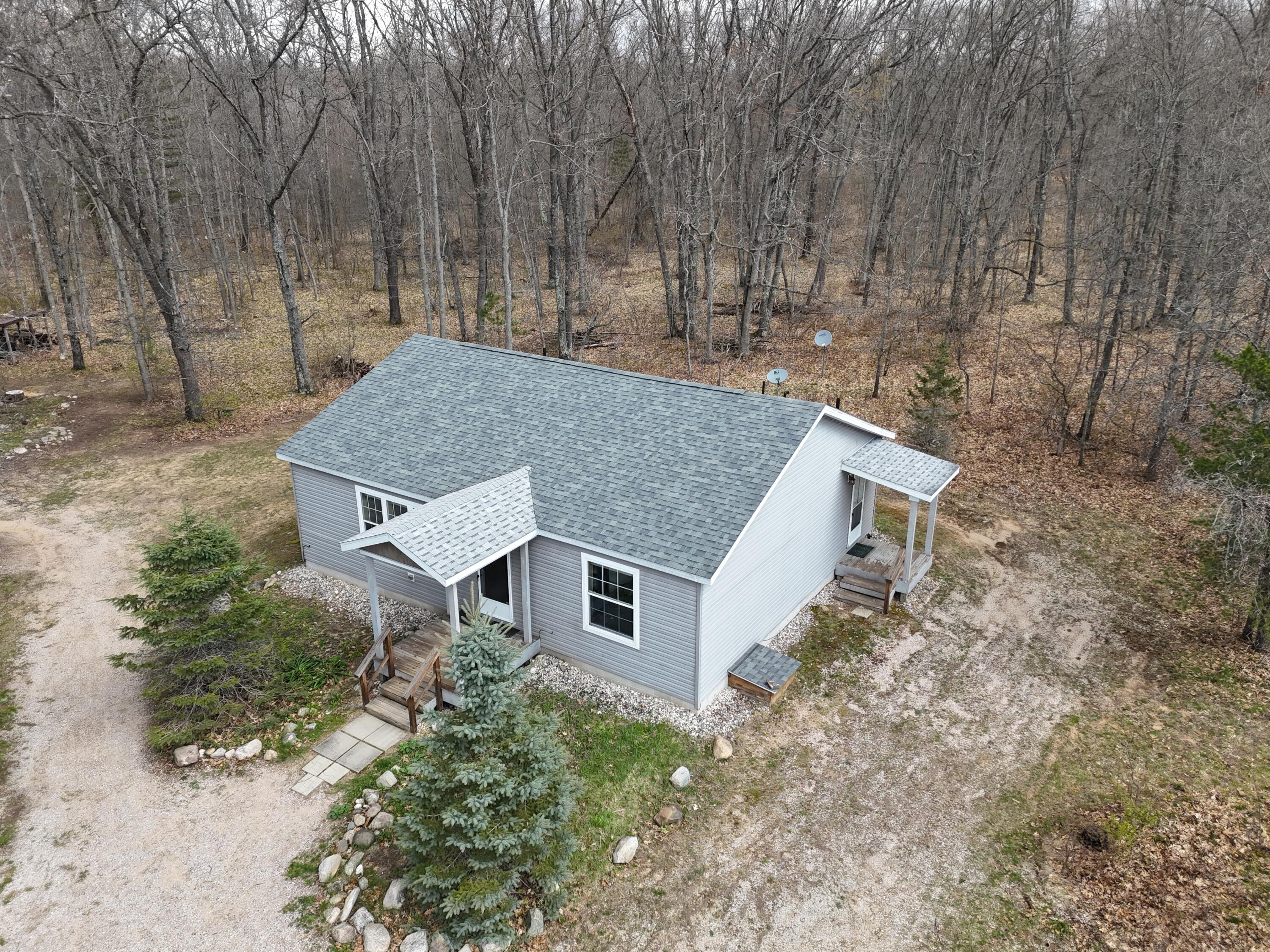 19543 Connelly Road Wellston, MI 49689 - Photo 73 of 74 DJI_20260430120558_0898_D