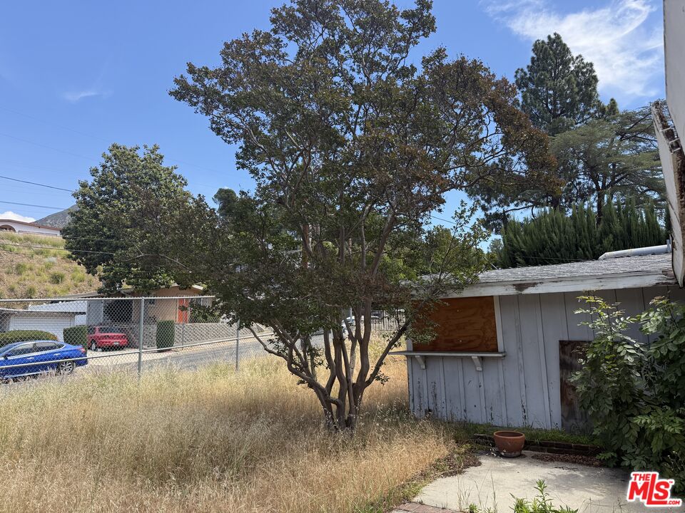 7716 Grove Street Tujunga, CA 91042 - Photo 17 of 17