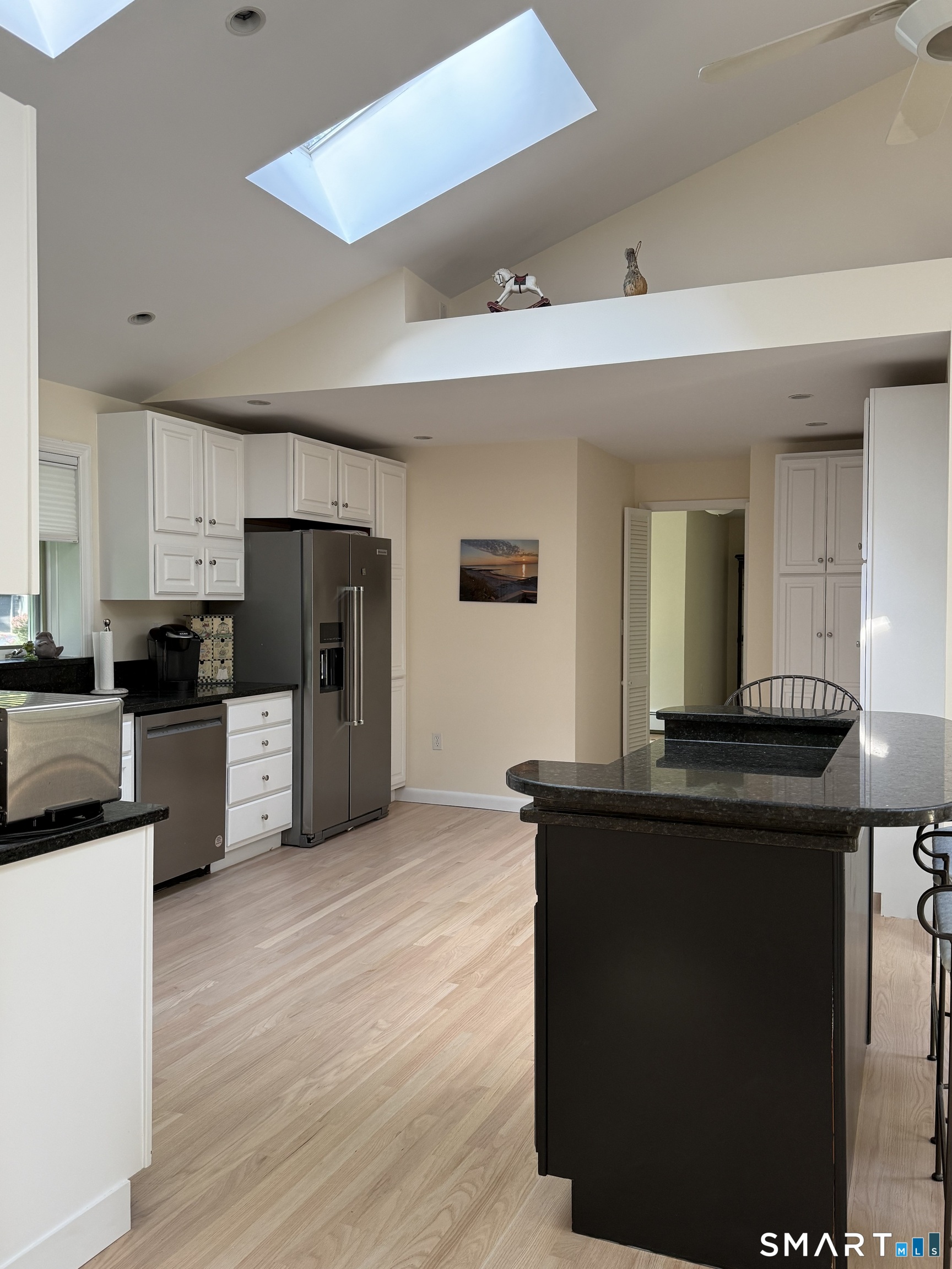 360 Autumn Ridge Road Fairfield, CT 06825 - Photo 11 of 29