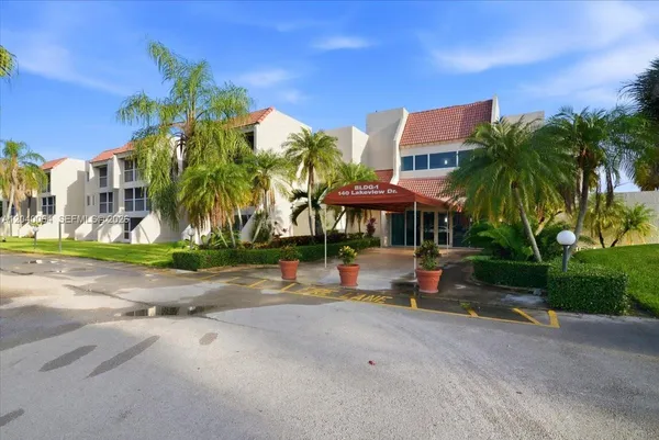 $2,200 | Bonaventure, Weston, FL 33326