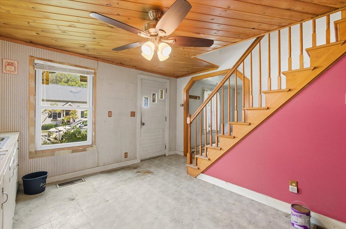 81 North Street Northfield, VT 05663 - Photo 8 of 25