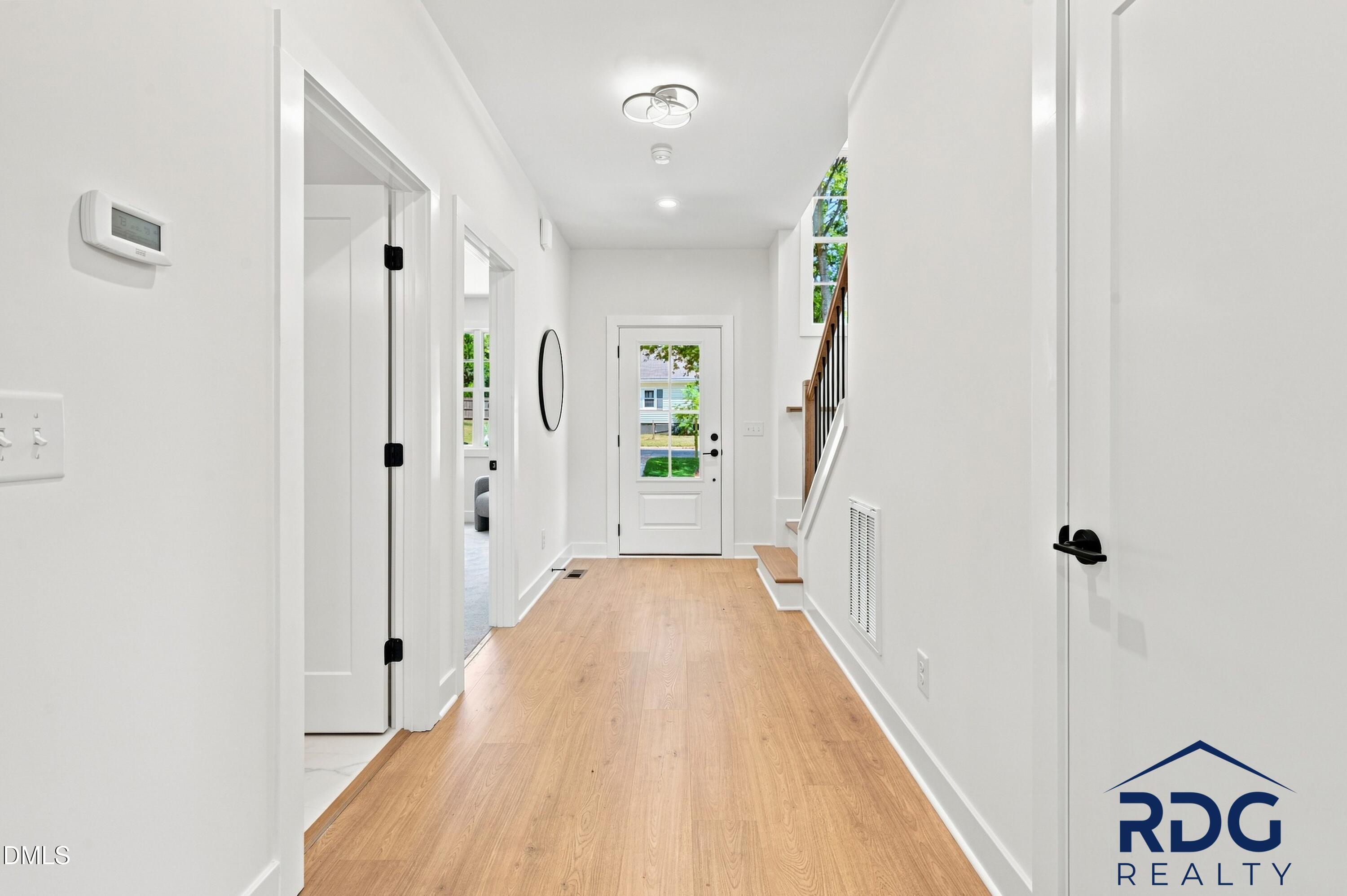 109 Gilbert Avenue Raleigh, NC 27603 - Photo 4 of 53 7_027