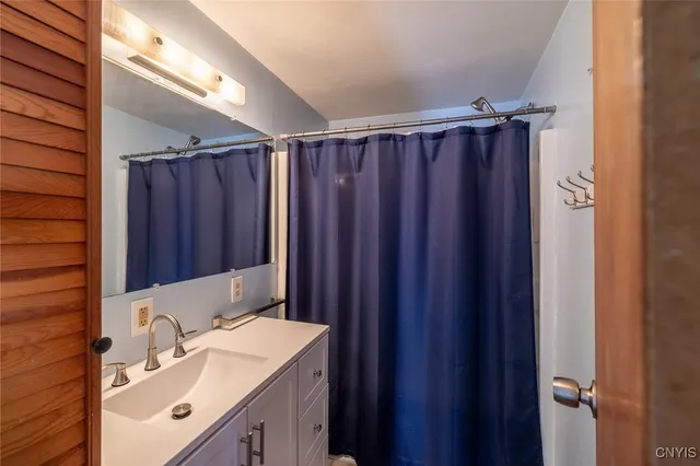 $175,000 | 7606 Cameron Drive, Cicero, NY 13030