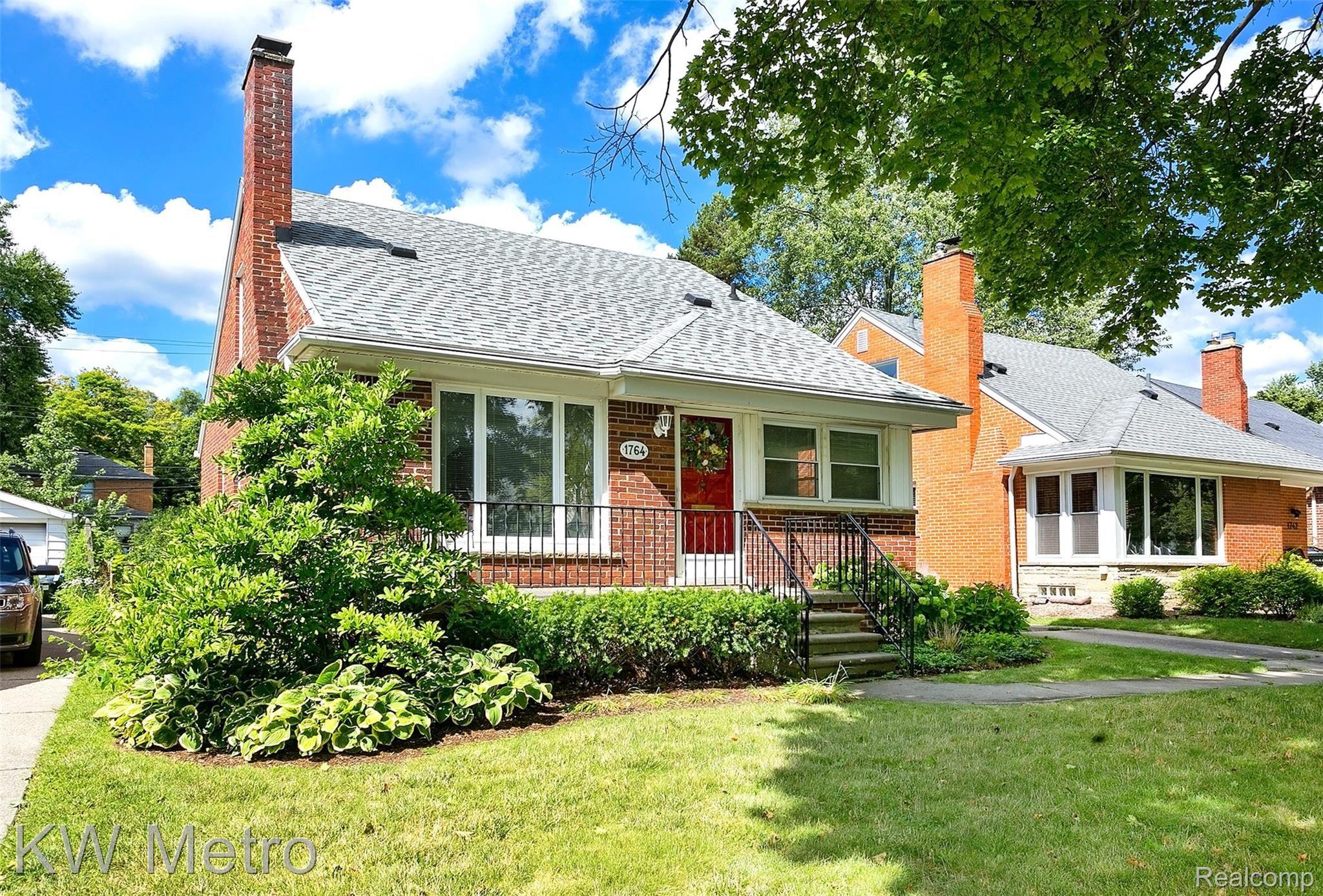 1764 Mansfield Road Birmingham, MI 48009 - Photo 35 of 35 Mansfield-35.jpg