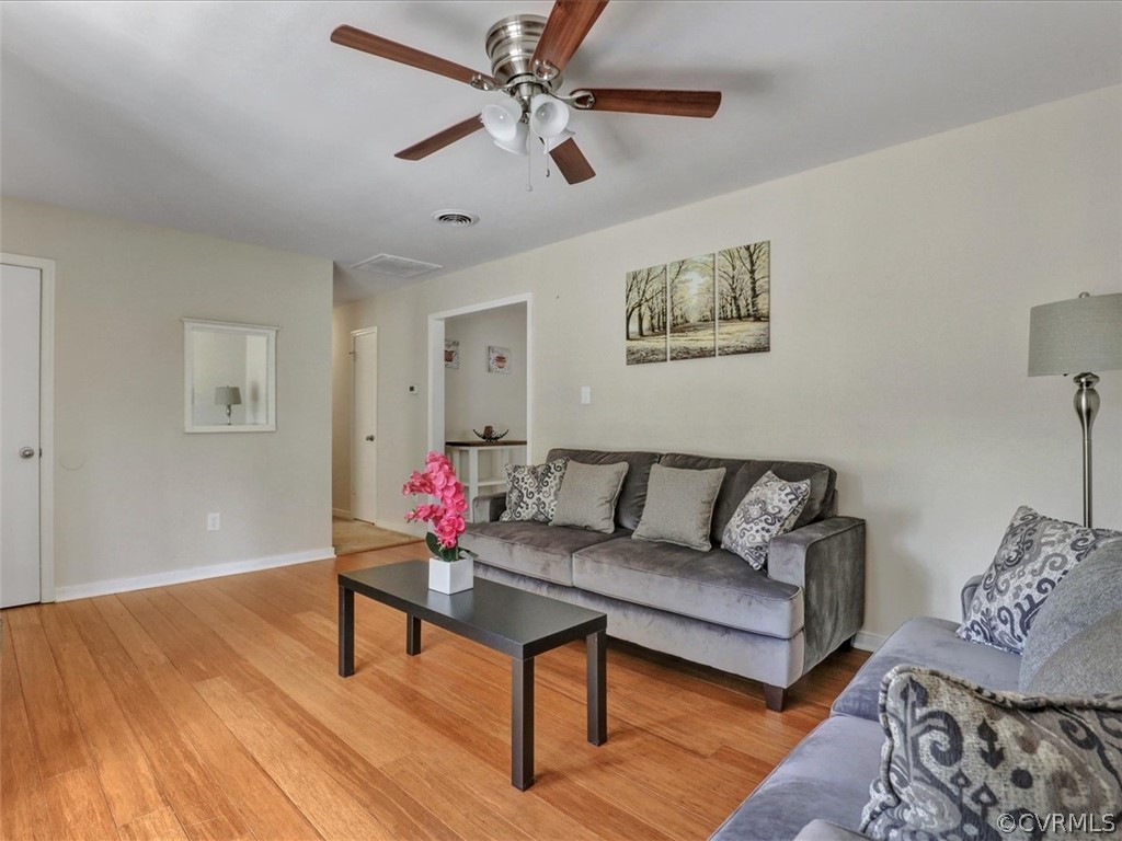 8925 Hawkbill Road North Chesterfield, VA 23237 - Photo 4 of 21 Gallery Image 4