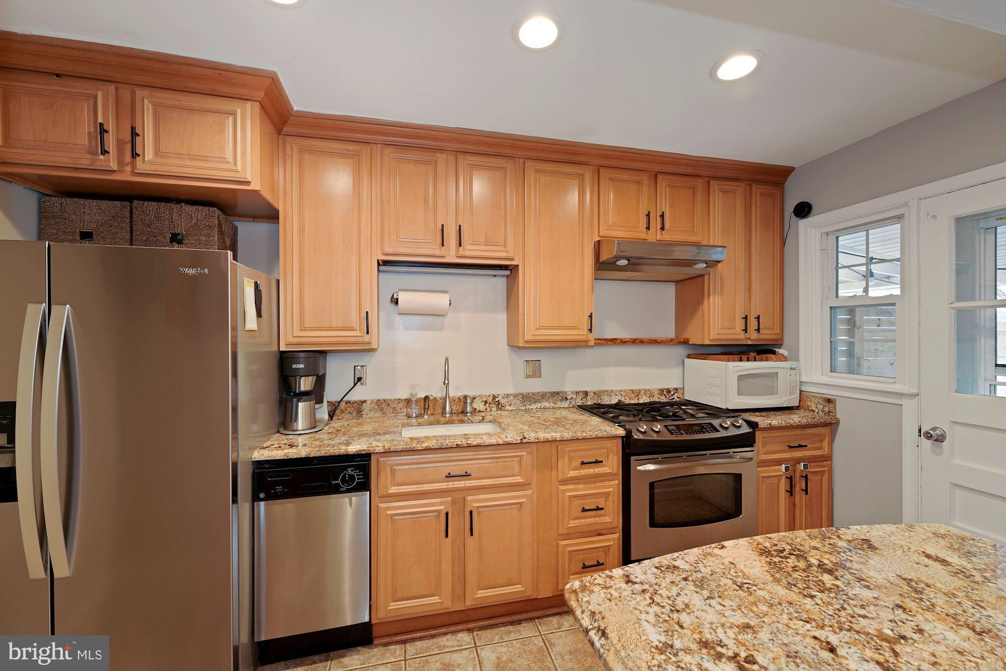 3528 Beech Avenue Baltimore, MD 21211 - Photo 10 of 31 Kitchen